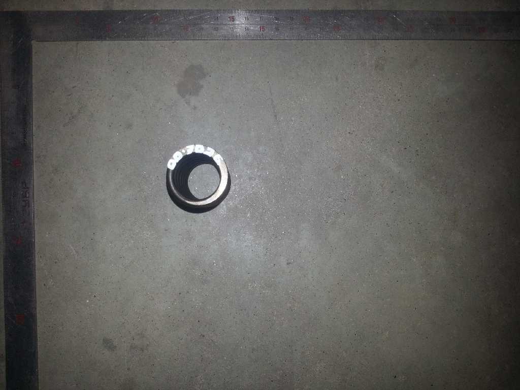 пружина клапана внешняя D2876LF12 б/у - 2